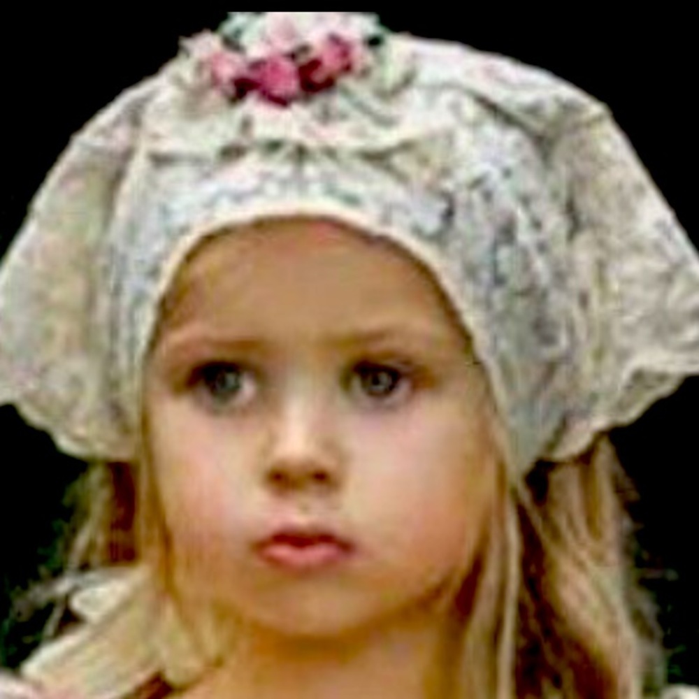 Doll cake NEW hair accessory flowers, pearls lace girly fire fliez